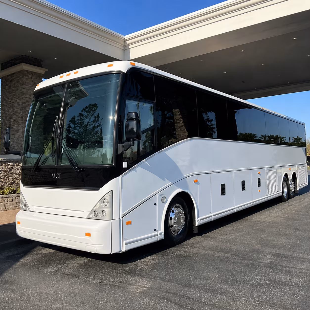 bus rental options for meridian trips