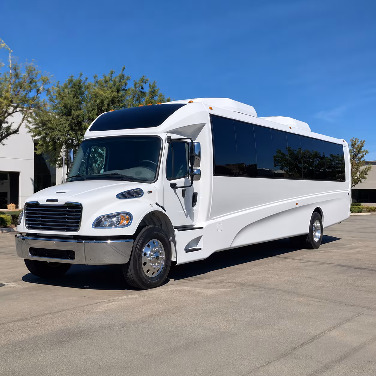 meridian 25 passenger minibus