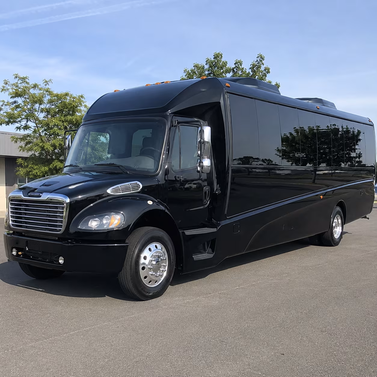 meridian 35 passenger minibus